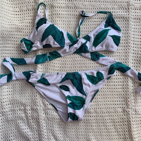 Cupshe Swim Cupshe Wrap Top White And Green Bikini Set Poshmark